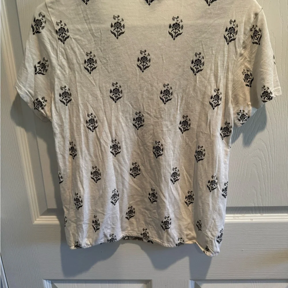 Lucky Brand Top - Picture 3 of 4